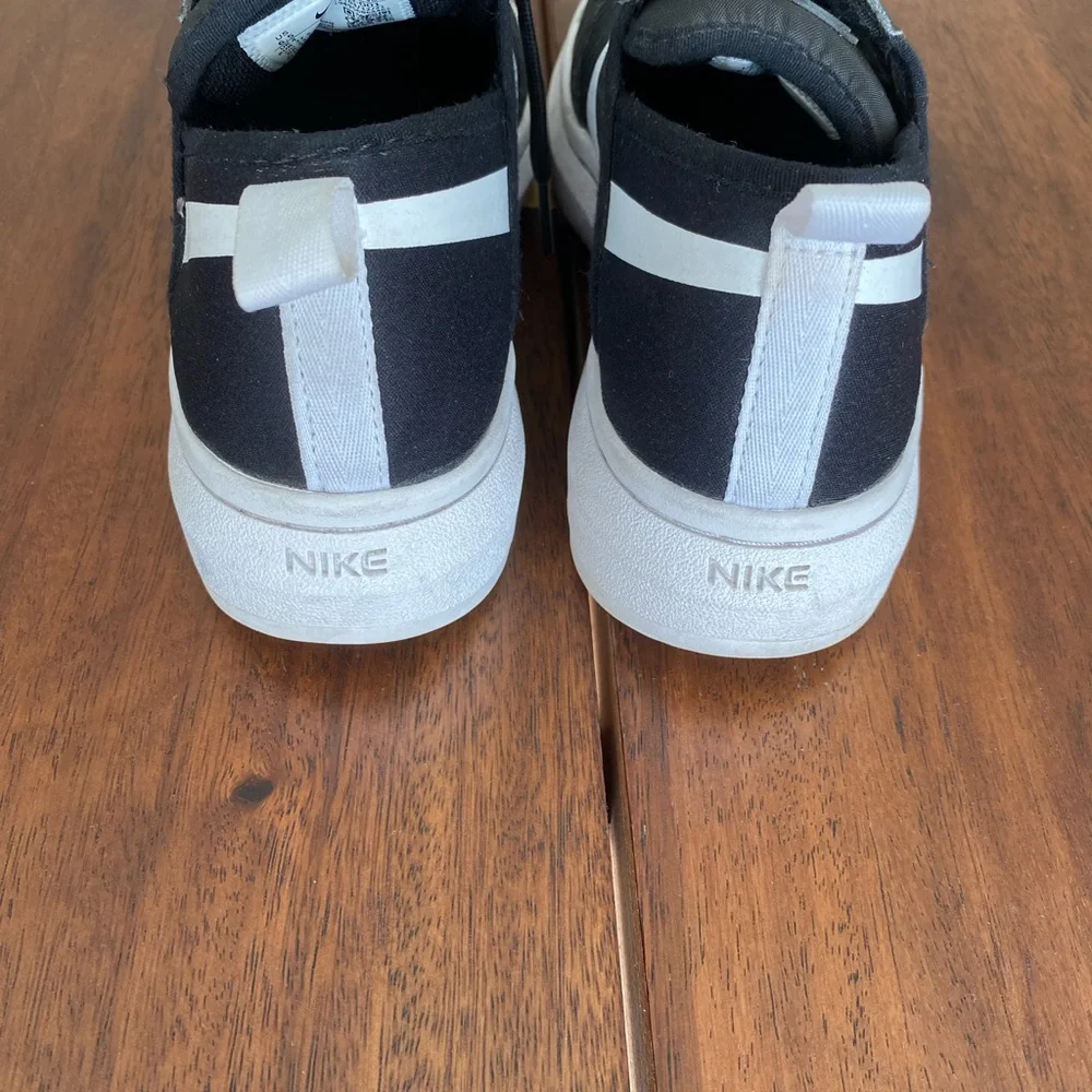 Women's Nike Court Vision Alta Leather Platform Sneakers - Picture 5 of 8